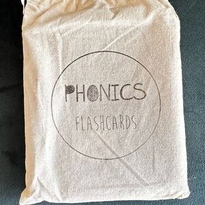 Phonics Flashcards in Canvas Bag